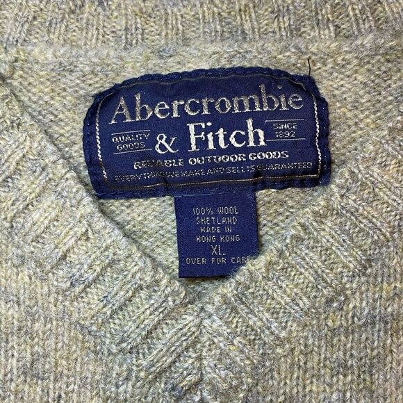 Abercrombie and Fitch Vintage Shetland Wool V-neck Sweater Tan Size XL - Picture 4 of 4